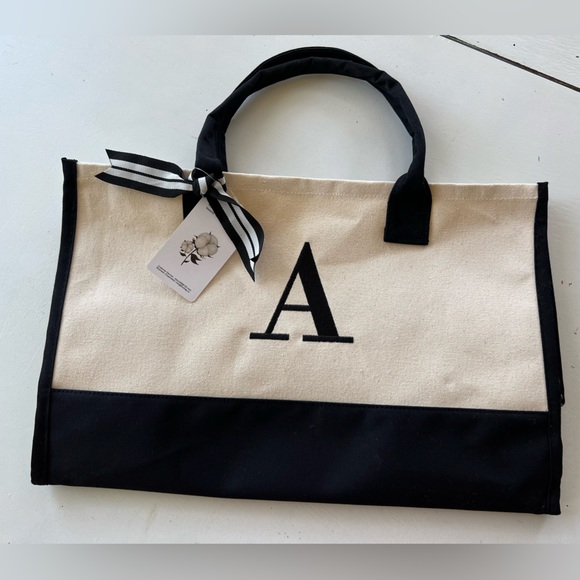 Letter 'A' tote - Picture 3 of 7